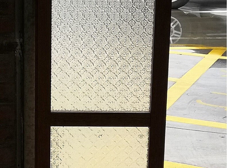 Berbagai Model Kaca Berpola 4mm 5mm 6mm Kaca Frosted Berwarna Untuk Windows