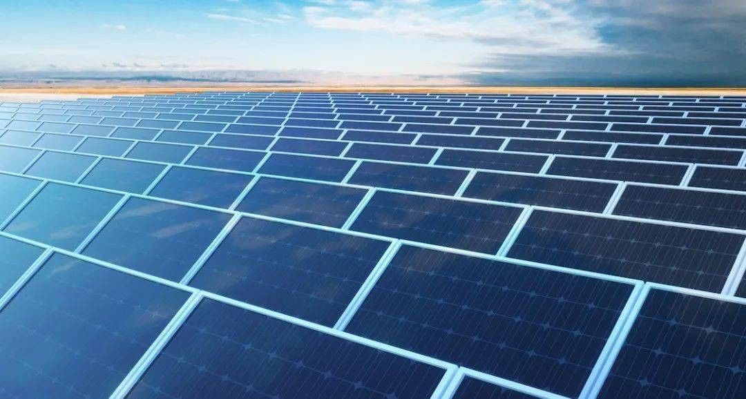 Ukuran yang disesuaikan Solar Fotovoltaic Glass Clear Float Untuk Curtain Wall & Building Windows