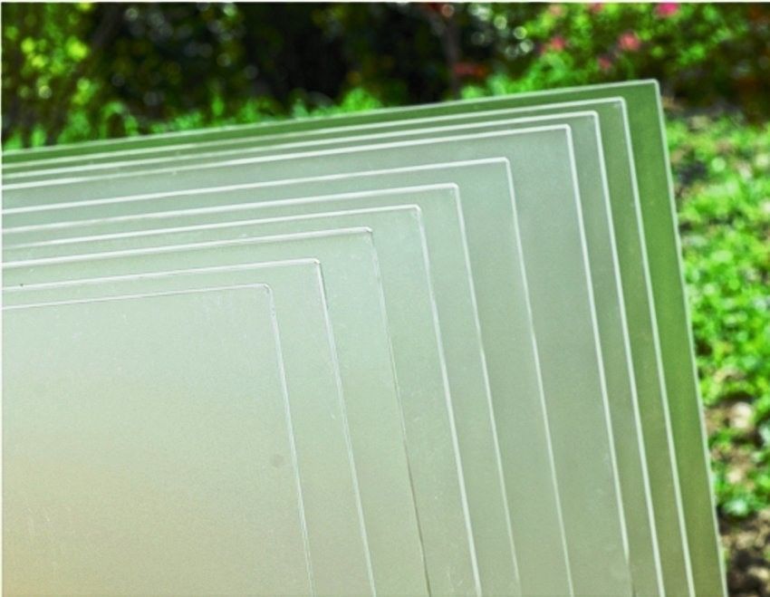 Ukuran yang disesuaikan Solar Fotovoltaic Glass Clear Float Untuk Curtain Wall & Building Windows