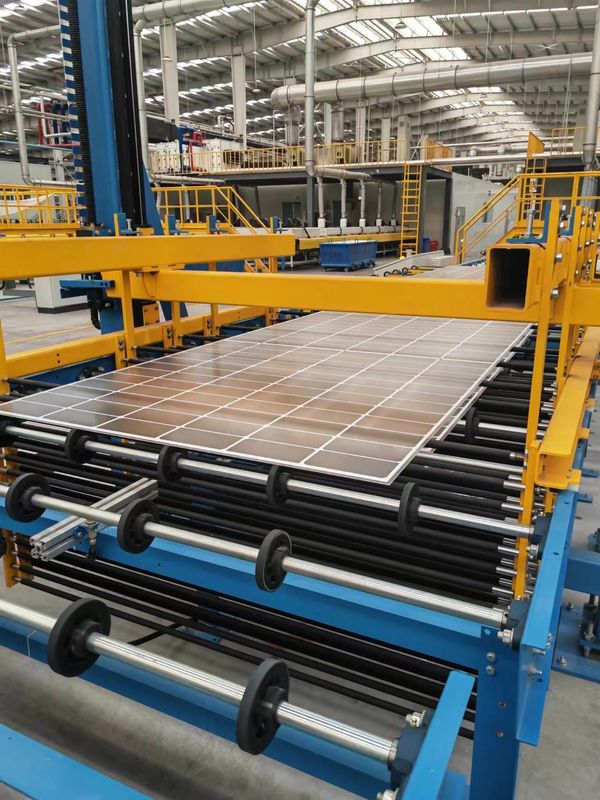 Ukuran yang disesuaikan Solar Fotovoltaic Glass Clear Float Untuk Curtain Wall & Building Windows
