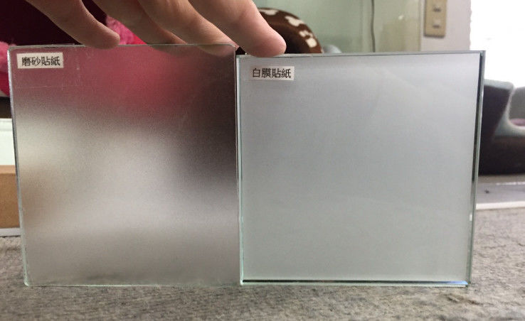 Kaca Tinta Etching Dekoratif Kaca Frosted Disesuaikan Digunakan Untuk Furnitur& Bangunan