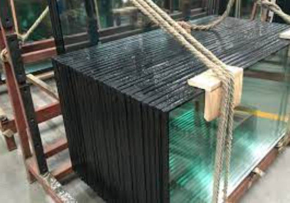Ketahanan terhadap tekanan angin tinggi/Blok Matahari/Gelas Isolasi Anti-Dazzle untuk Gedung Kantor/Ruang Pameran dll.