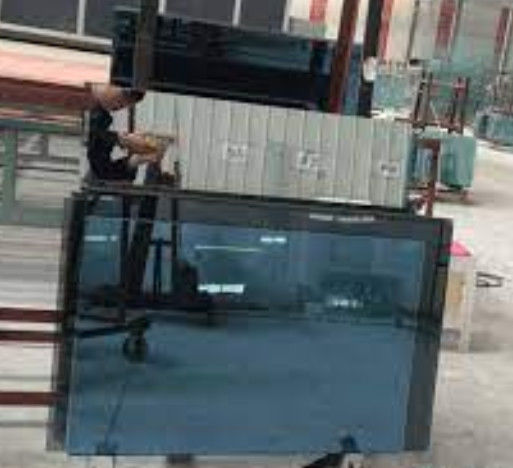 CE Standar tahan lama desain unik kaca reflektif berwarna untuk dekorasi bangunan