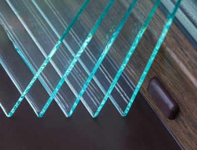 Customized Toughened/Clear Float Glass/Tempered Sheet/Reflective Glass dengan Harga Pabrik di Jual