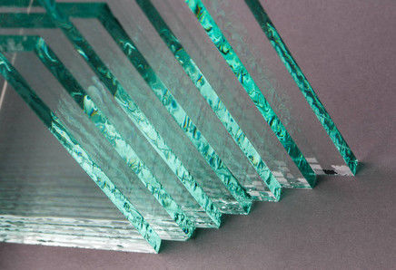 Hot-Sale Tempered/Clear Sheet Glass/Toughened/Laminated Glass untuk Windows/Bathroom Decoration