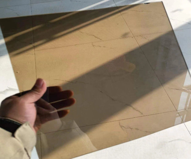 2mm--8mm Low E Tinted Reflective Glass untuk Bangunan / Mobil Mobil / Curtain Wall Sunroom