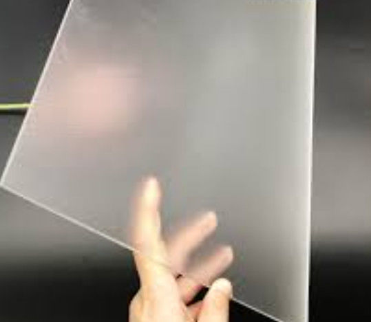Low Iron Top Quality Ultra Solar Photovoltaic Tempered Glass dengan Kelas Keamanan Kebakaran