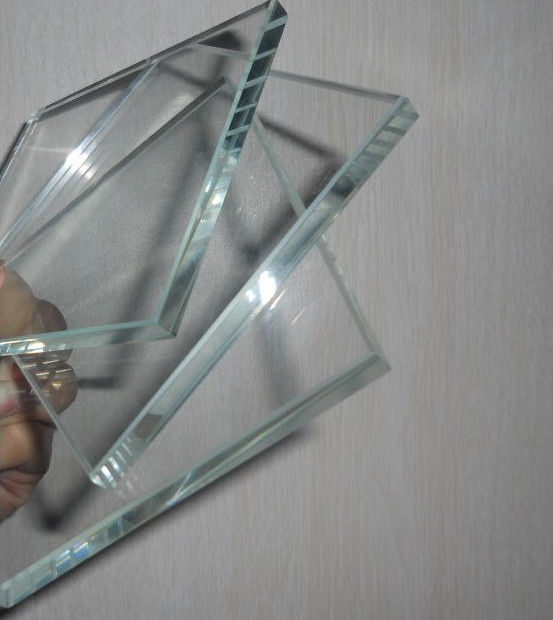 Kaca Ultra Jelas Dalam Konsistensi Warna Untuk Pintu Jendela Dan Bangunan