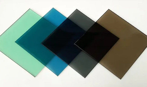 Customized persegi panjang berwarna berwarna Float Glass Untuk Bangunan
