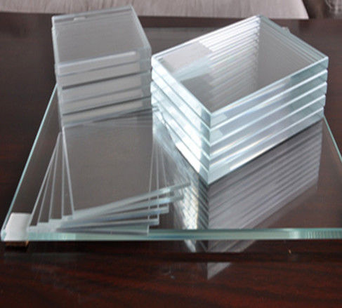 Keamanan Bangunan Edge Polished Kaca Ultra Clear Untuk Dekorasi Rumah