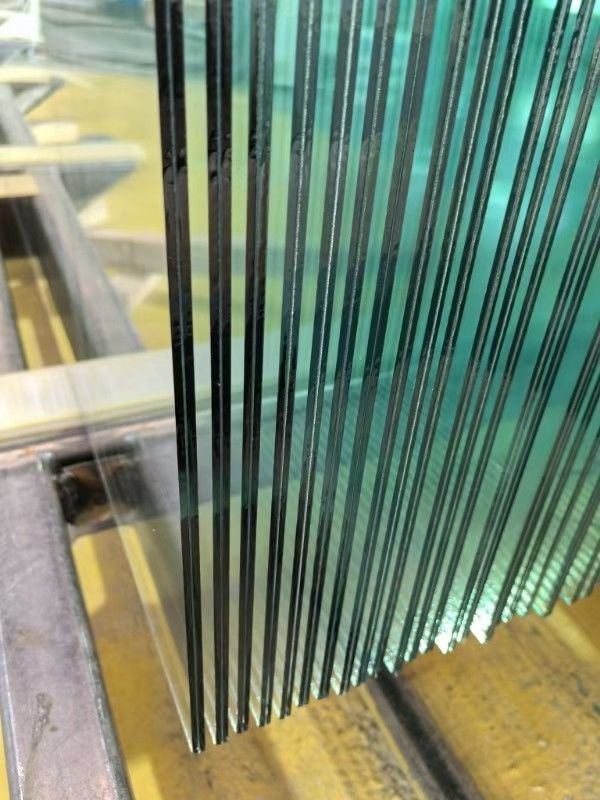 6.38/8.38/10.38/12.38 mm Tepi yang dipoles dengan kaca laminasi yang dipoles atau berwarna atau berwarna