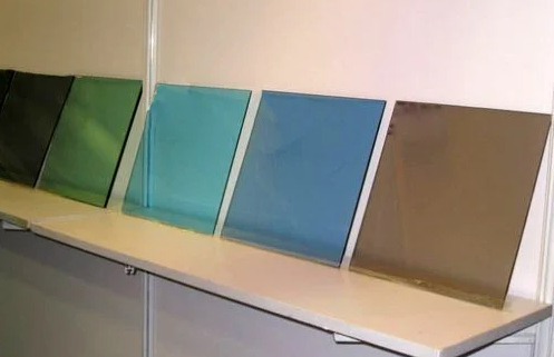 China Pabrik Tinted Float Glass Kaca Berwarna untuk Dekorasi Jendela dan Pintu