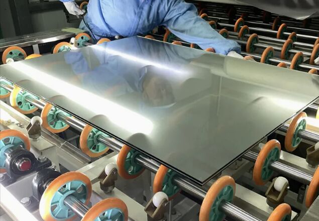 Pabrik Qingdao PVB/SGP/EVA Transparency Laminated Safety Glass Panel untuk Bangunan