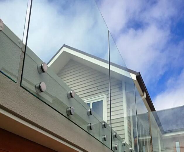 6.76-12.38mm Bangunan Laminated Tempered Dekoratif Konstruksi Keamanan tangga Kaca