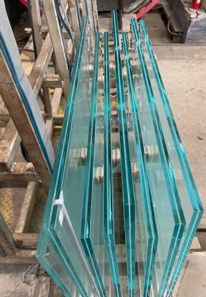 Factory 6.38/8.38/10.38/12.38mm/8.76/10.76 /12.76mm Clear/Milky White/Gray/Blue Color PVB Layer Safety Tempered Laminated Glass